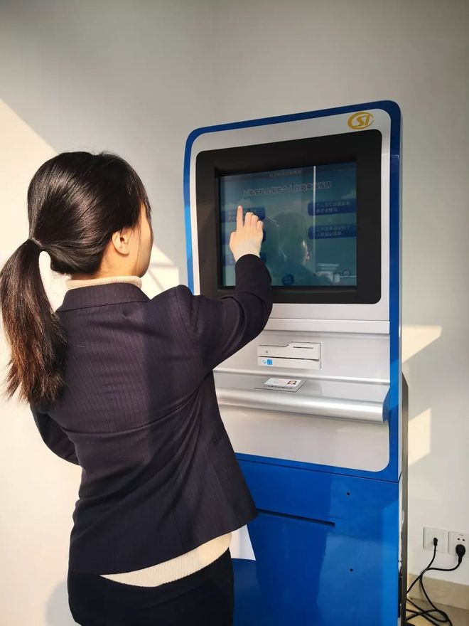 鹤壁24小时套医保卡回收(24小时套医保卡回收什么意思)